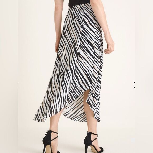 Chico’s Black Label Black And White Skirt animal print Size 16 - Picture 3 of 13